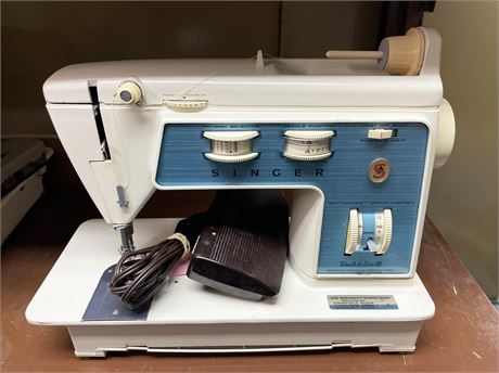 Singer Sewing Machine Model 756