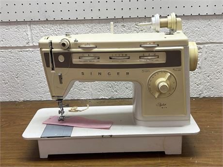 Singer Sewing Machine Model 814