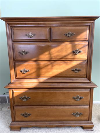 Maple Chest of Drawers