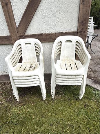 Plastic Outdoor Chairs (x10)