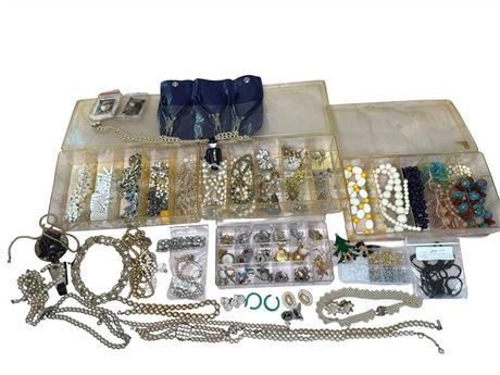 Costume Estate Jewelry Lot 5