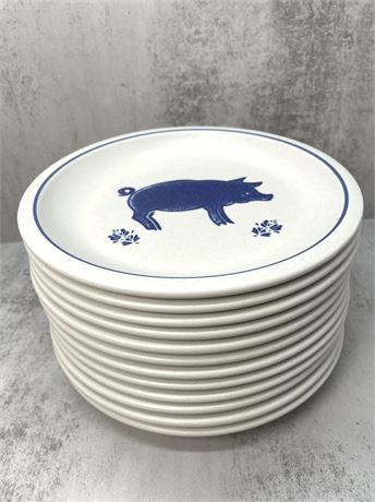 Pfaltzgraff Rare Yorktowne Pig 8" Dinner Plates