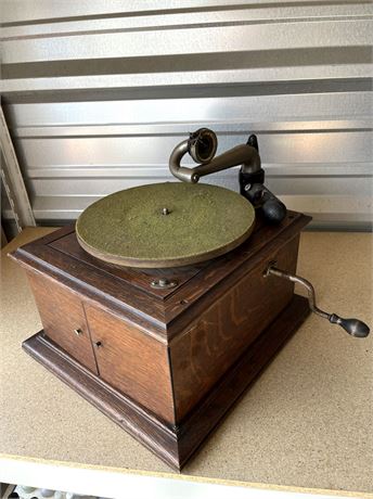 Antique 1920 Victor Talking Machine VV-IV Victrola Phonograph
