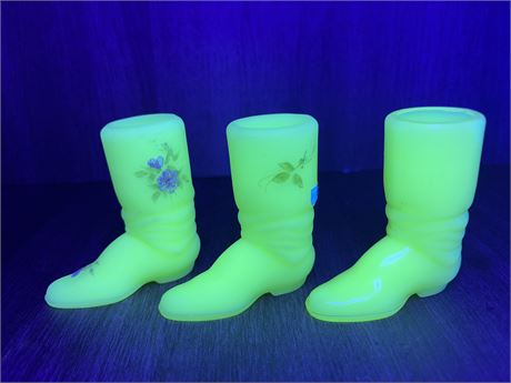 Fenton Uranium Custard Glass Boots