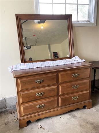 Maple Dresser w/ Mirror