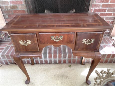 Butler Inlaid Mahogany Wood Queen Anne Desk