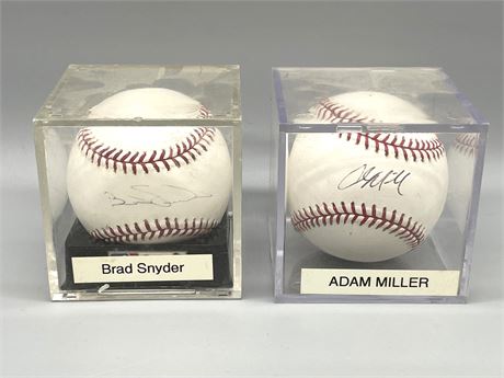 Autograph & Collector's Baseballs Lot 8