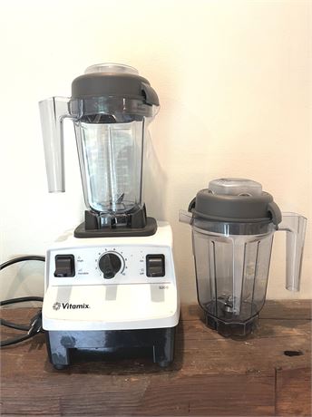 Vitamix 5200 High Performance Blender