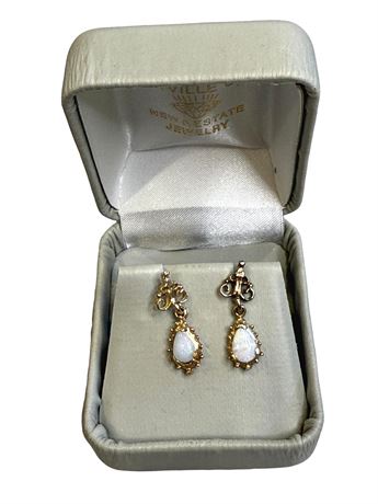 14kt Yellow Gold Opal Earrings