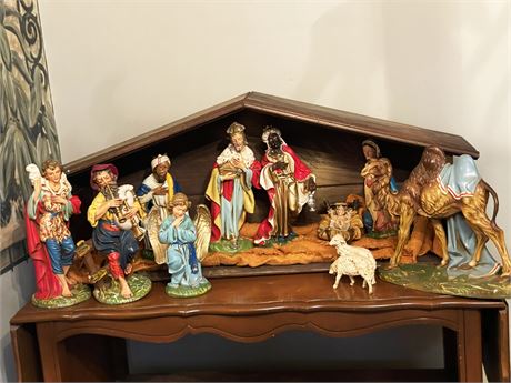Hand Painted Italian Nativity