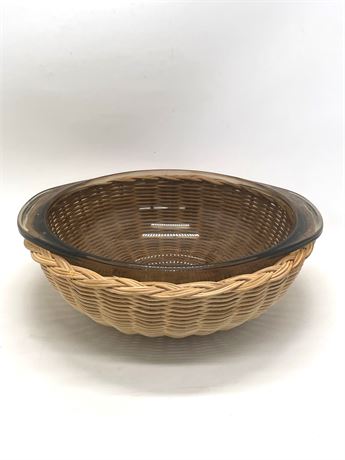 Pyrex Mixing Bowl with Basket