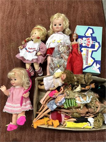 Dolls & Barbie Lot