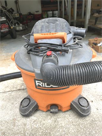 Ridgid 12 Gallon Wet/Dry Vacuum