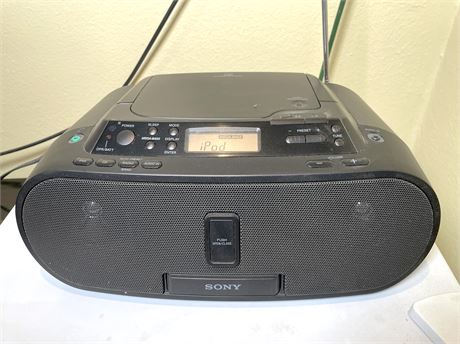 Sony ZS-S21P Radio AM/FM CD Boombox