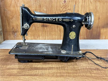 Singer Sewing Machine Model 101-4