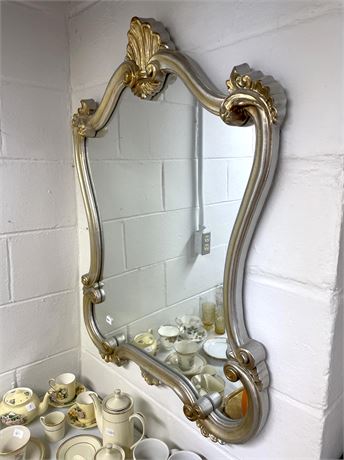 Carolina Mirror Co. Scalloped Gold Gilt Mirror