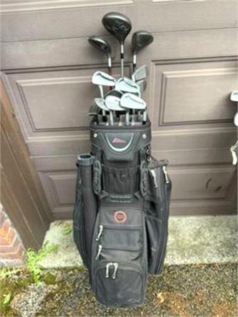 Mizuno Golf Clubs with Bag