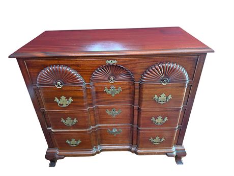 Vintage Chippendale Style Scallop Chest
