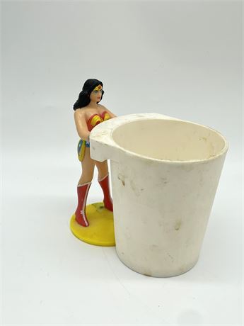 Wonder Woman Figurine Cupholder