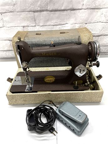 Sew Gem Cast Iron Sewing Machine