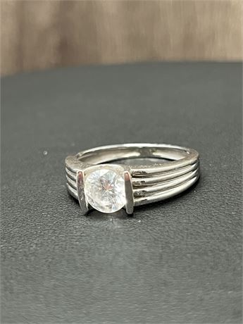 14kt White Gold Ring