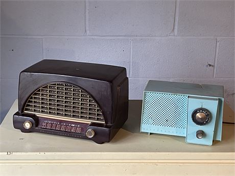 Two (2) Vintage Radios