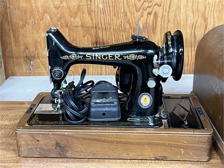 Singer Sewing Machine Model 99K