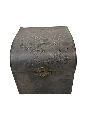 Late 1800s Collar and Cuff Box