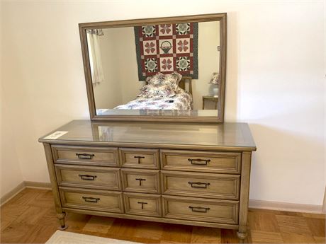 White Furniture Vintage Dresser w/ Mirror