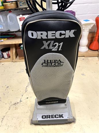 Oreck XL21 Vacuum