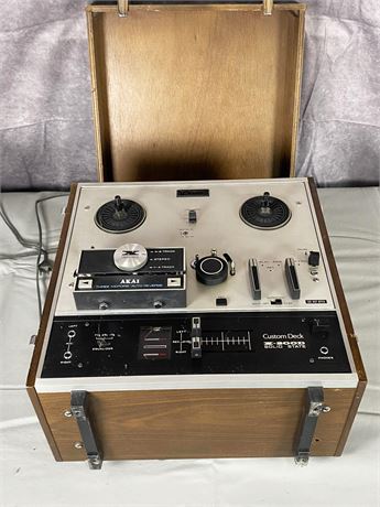 AKAI X-200D Reel to Reel Tape Recorder w/ Dustcover