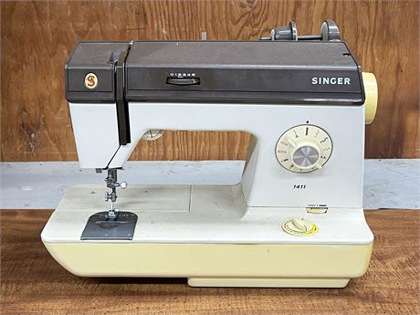 Singer Sewing Machine Model 1411