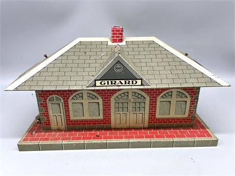 Lionel Girard Train Station Building