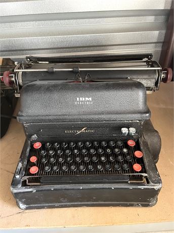 1940s IBM Electromatic Typewriter