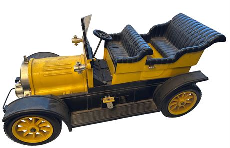 Remco "Flying Dutchman" Antique Car — Parts or Repair