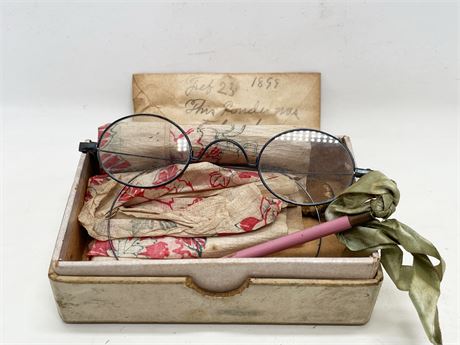 Antique Glasses - Lot 3