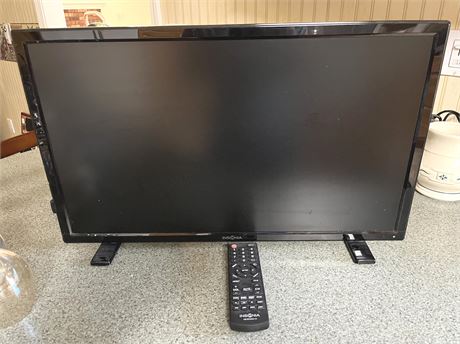 Insignia 24" LED 1080p TV