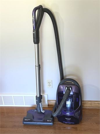 Kenmnore 600 Series Canister Vacuum