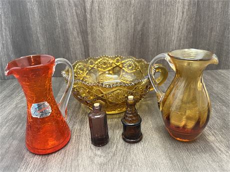 Assorted Vintage Glass Lot