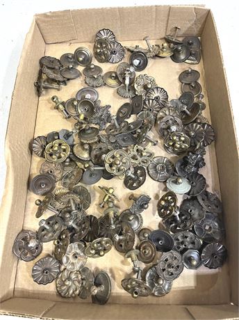 Antique and Vintage Metal Drawer Pulls