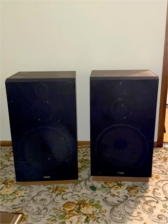 Fisher ST-845 Floor Speakers