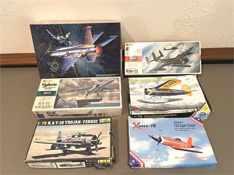 Model Plane Kits Lot 13