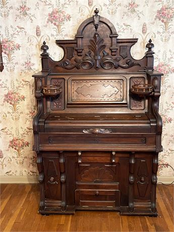 B. Shoninger Pump Organ