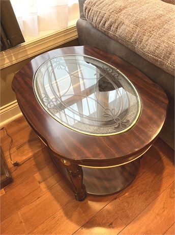 Round End Table with Glass Insert