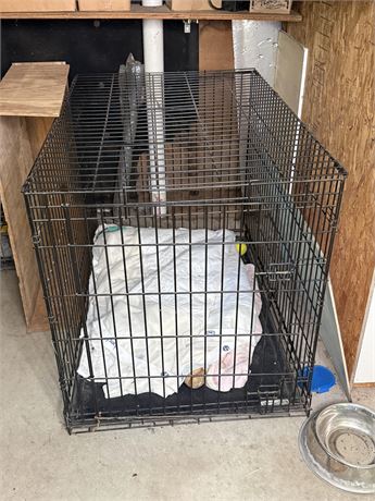 42" x 28" x 31" Dog Crate