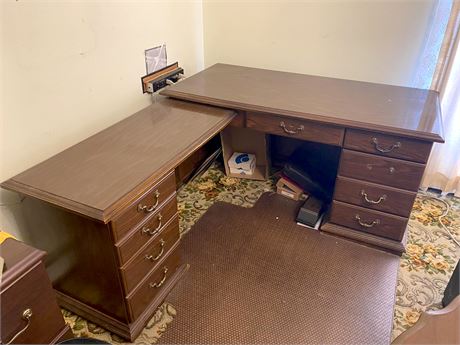 Corner Office Desk