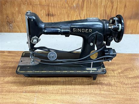 Singer Sewing Machine Model 201
