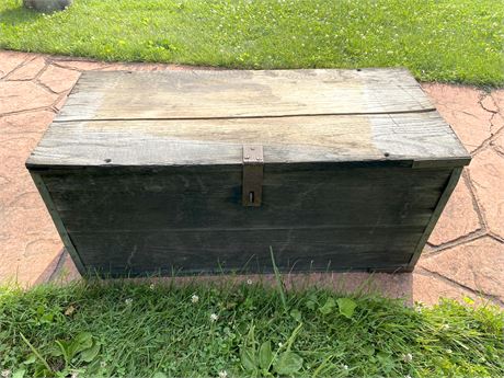Two-Handle Wood Crate