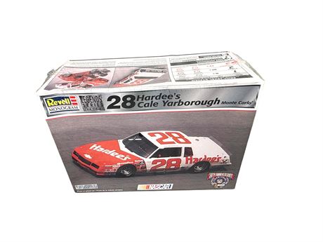 Revell Monogram #28 Hardee's Cale Yarborough Model Kit