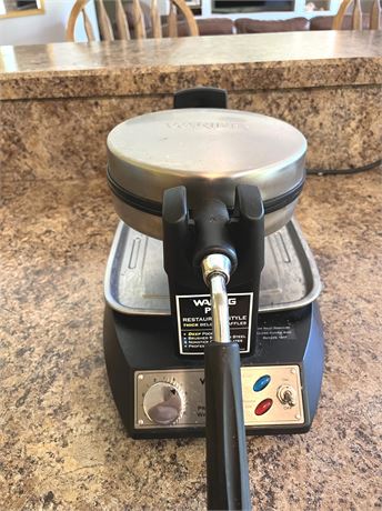 Waring Pro Waffle Maker